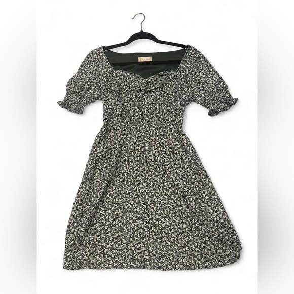 ALTAR’D STATE Green‎ Floral Mini Dress - Picture 1 of 6